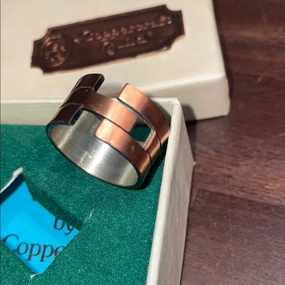 ✨ Copper and Silver Geometric Jewelry Ring